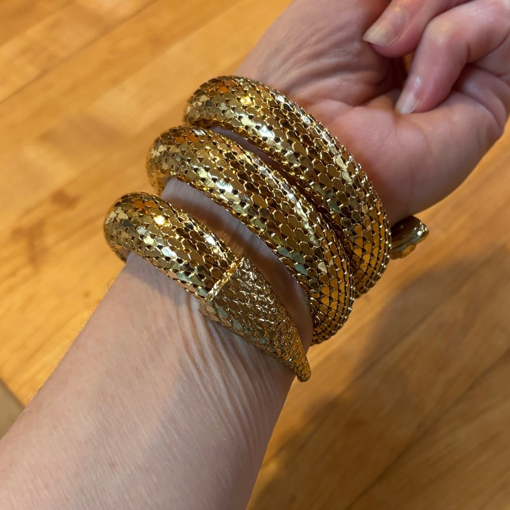 Whiting & Davis  vintage gold fill coil bracelet - Picture 9 of 14